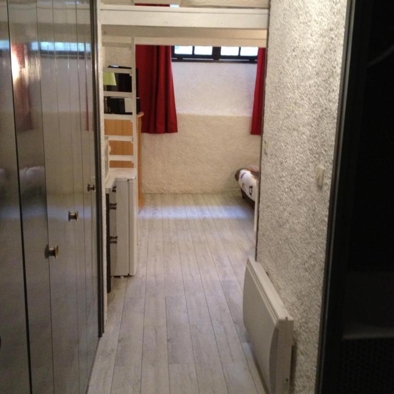 Petit studio en plein centre de Cauterets - Studio - 9
