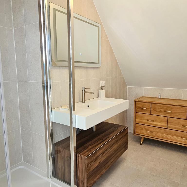 Superbe maison familiale, proche plage, 4 chambres - Villa - 20