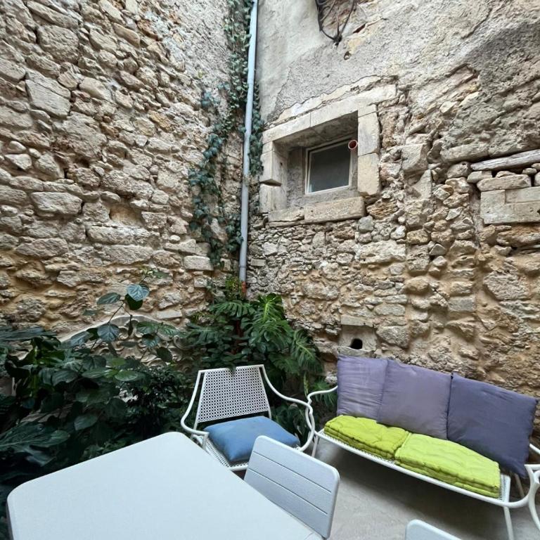 Casuzza Maria - Appartamento con 2 Camere da Letto - 3