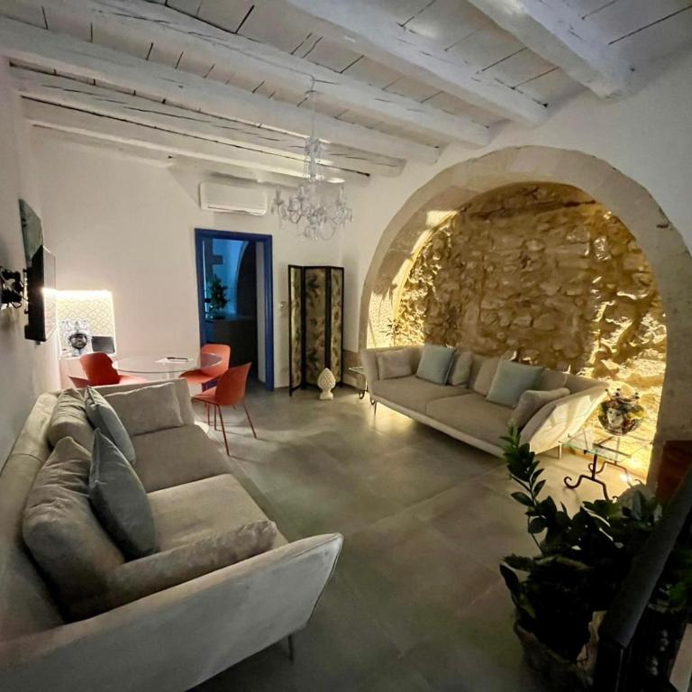 Casuzza Maria - Appartamento con 2 Camere da Letto - 10