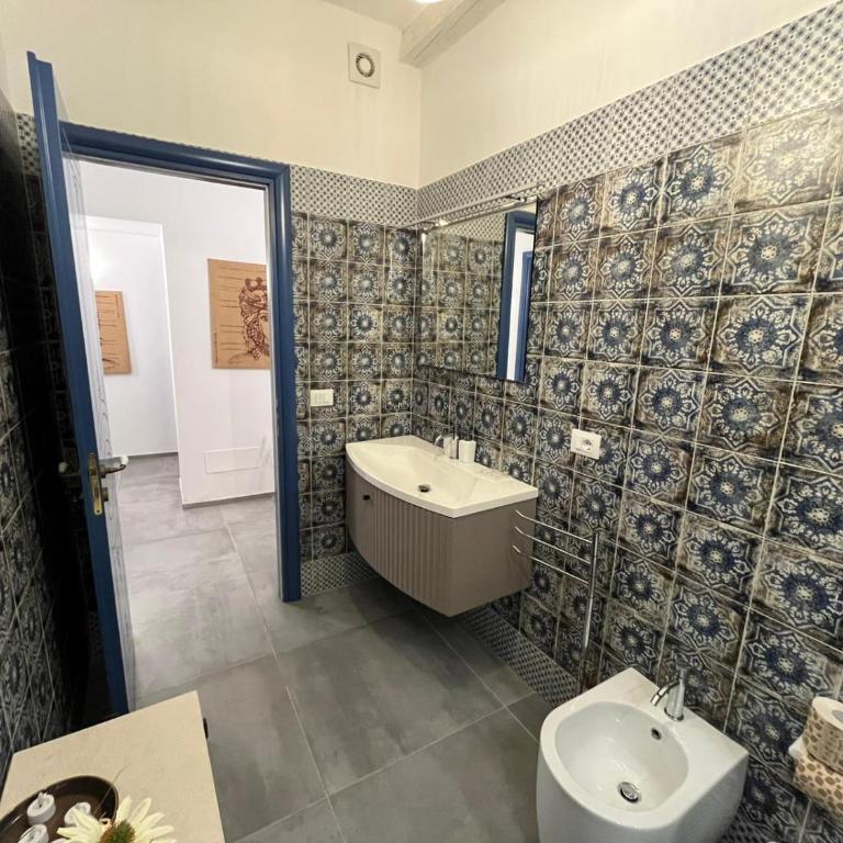 Casuzza Maria - Appartamento con 2 Camere da Letto - 16