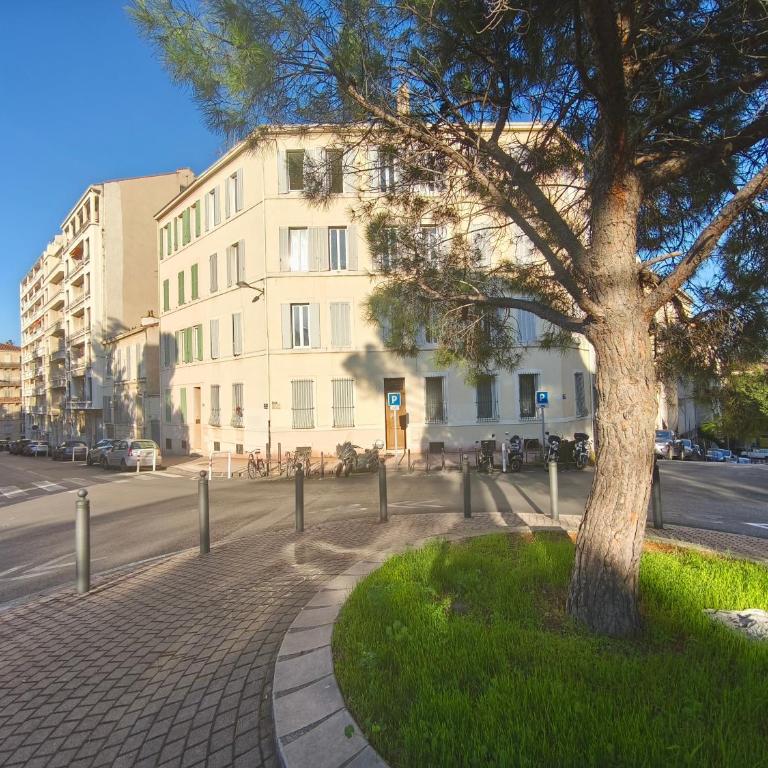 T4 2 ch avec bureau idéal déplacement pro et bail mobilité - Appartement 3 Chambres - 11