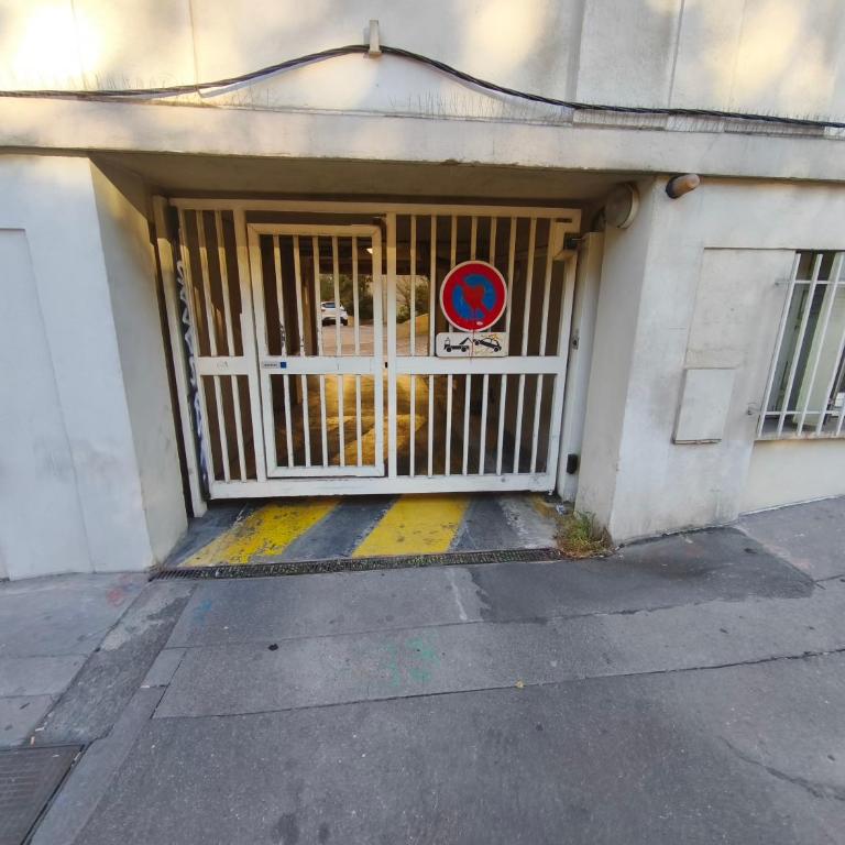 T4 2 ch avec bureau idéal déplacement pro et bail mobilité - Appartement 3 Chambres - 12