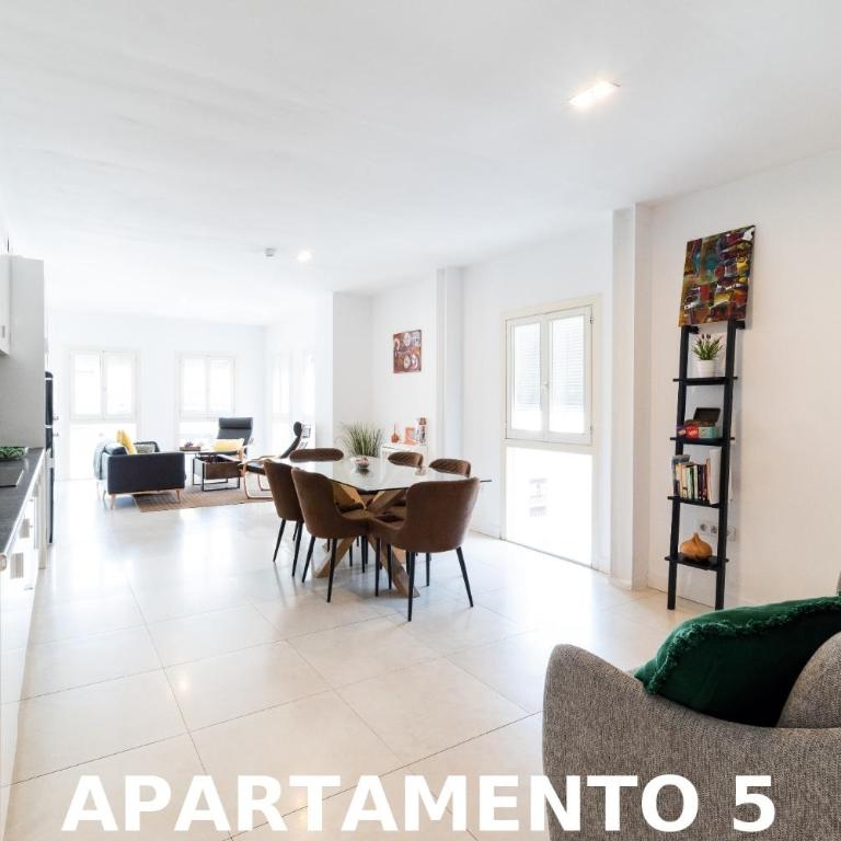 Noor Apartamentos - Two-Bedroom Apartment with Balcony and Terrace - 5