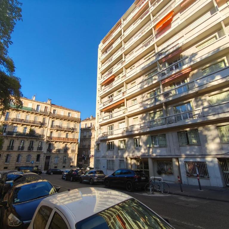 T4 2 ch avec bureau idéal déplacement pro et bail mobilité - Appartement 3 Chambres - 13