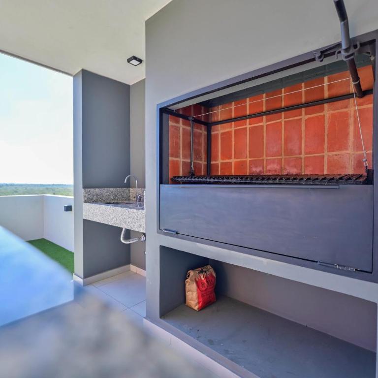 Elegant 2-bedroom space with a pool, gym, and free parking - Two-Bedroom Apartment - 26