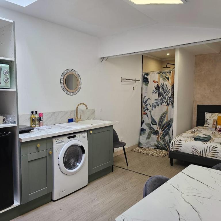 Cosy 50m2 moderne avec terrasse, spa et sauna communs, à 2 pas de la Place Dalton - Appartamento con 1 Camera da Letto - 9