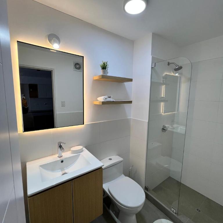 Moderno Departamento con Terraza, cerca a la Playa - One-Bedroom Apartment - 3