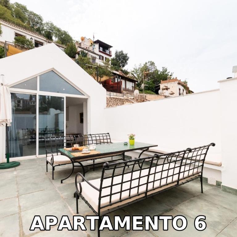 Noor Apartamentos - Two-Bedroom Apartment with Balcony and Terrace - 2