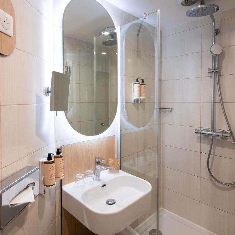 Mercure Paris Notre Dame Saint Germain des Prés - Chambre Double Privilège - 8