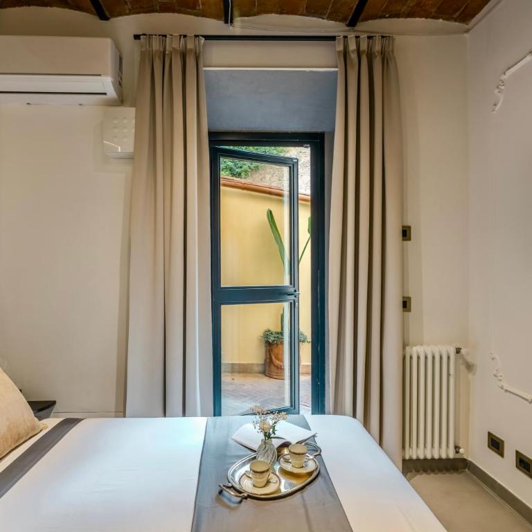 Colosseum 1 Min Design Apt with Private Courtyard - Appartamento con 1 Camera da Letto - 21