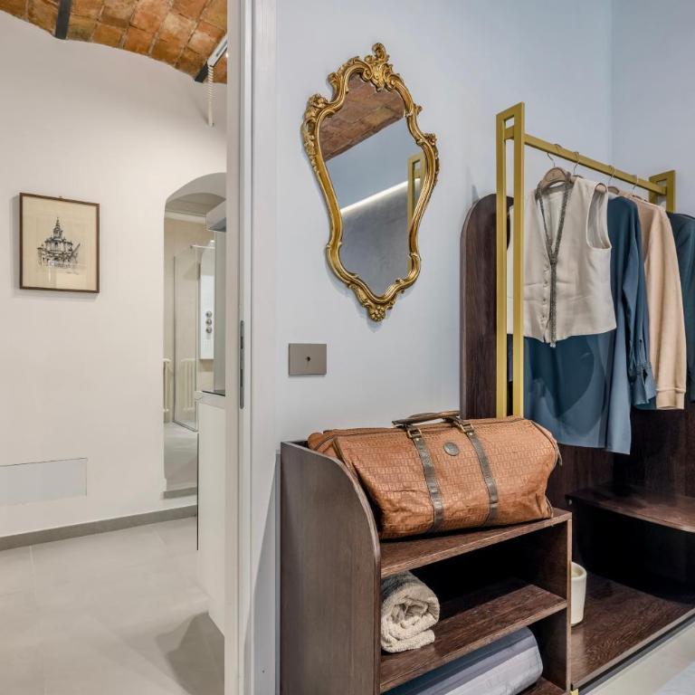 Colosseum 1 Min Design Apt with Private Courtyard - Appartamento con 1 Camera da Letto - 22