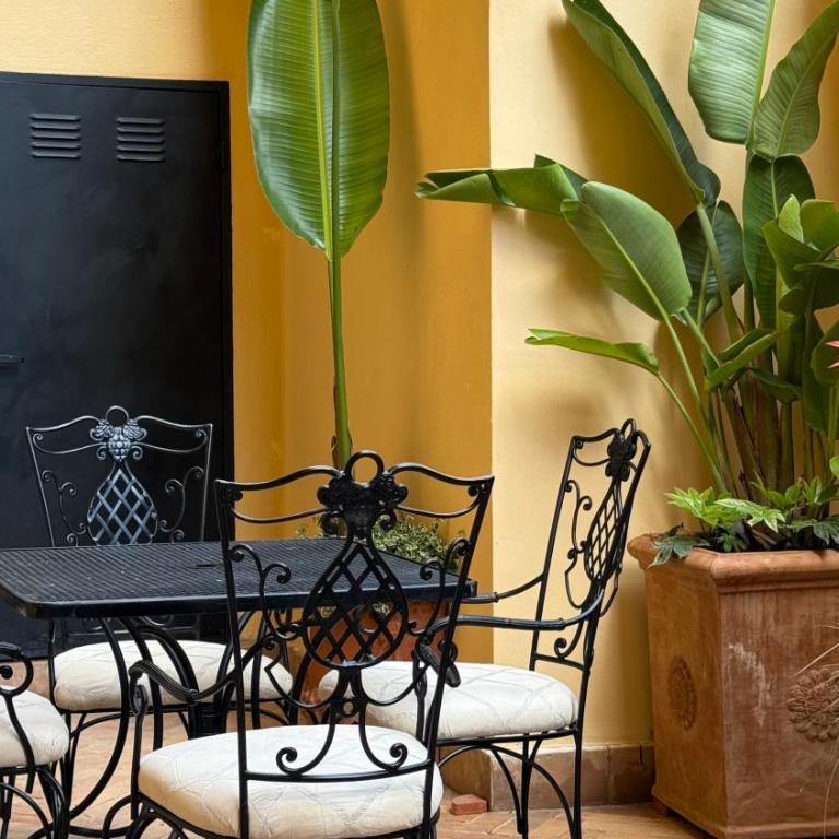 Colosseum 1 Min Design Apt with Private Courtyard - Appartamento con 1 Camera da Letto - 19