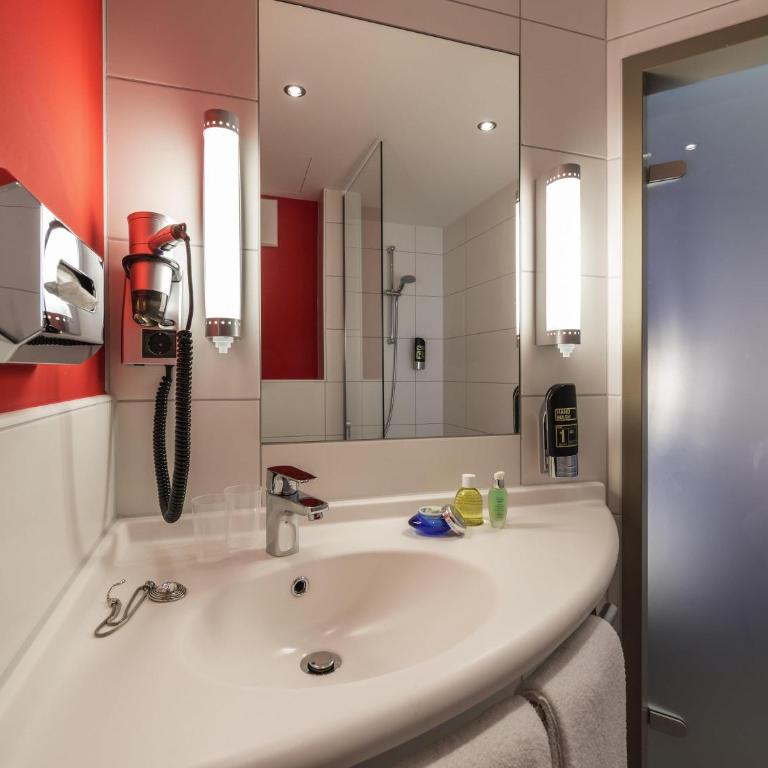 Ibis Muenchen City Ost - Standard Double Room - 5