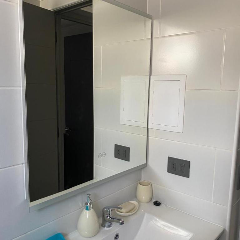 Departamento en Maule, cerca Estadio Nacional y metro Ñuble - Two-Bedroom Apartment - 7