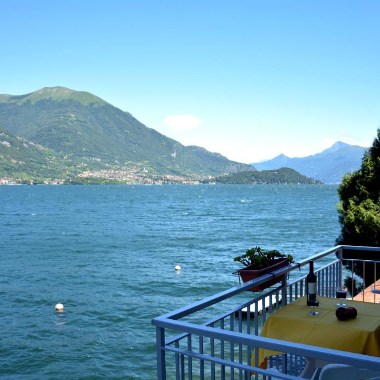 Bellagio Villas - Appartamento con Balcone - Via Crotto 27 - 28