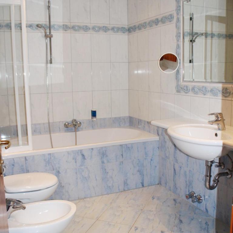 Altstadt Hotel Mosser Villach mit Parkplatz - Dreibettzimmer - 3