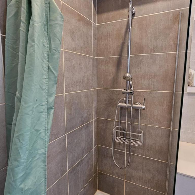 Magnifique Loft Proche Centre-ville et Gare - Appartamento Loft con 4 Camere da Letto - 28