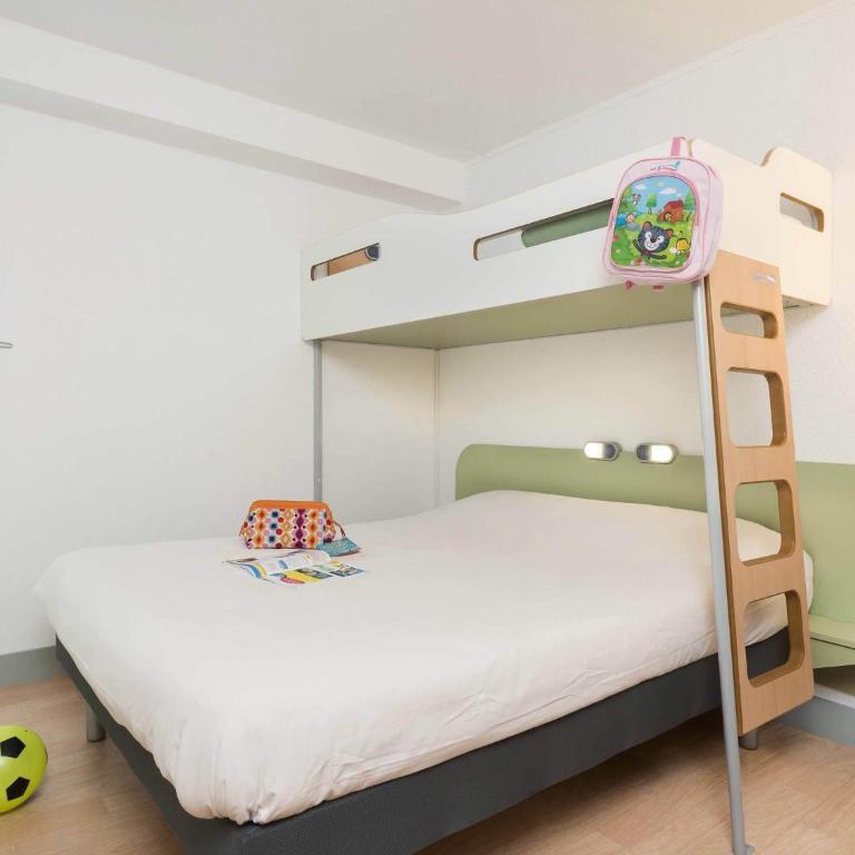 Ibis Budget Béziers Est La Giniesse - Chambre Triple - 3