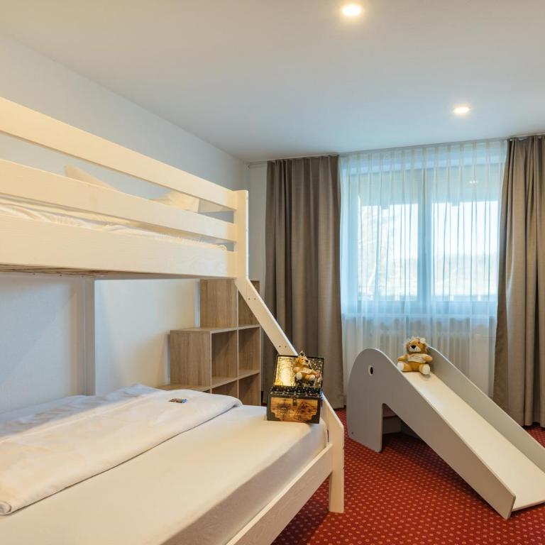 Familienhotel Löwen - Studio mit Whirlpool - 2