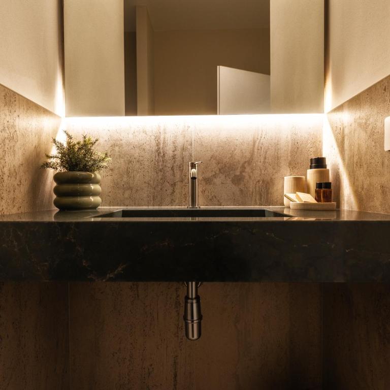 Valentino Rooms - Suite Familiare Deluxe - 18