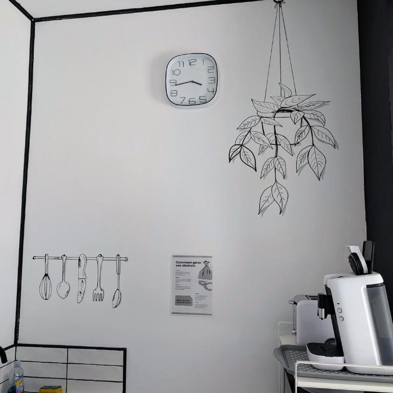 Atypique Studio avec terrasse - Appartement - Rez-de-Chaussée - 9