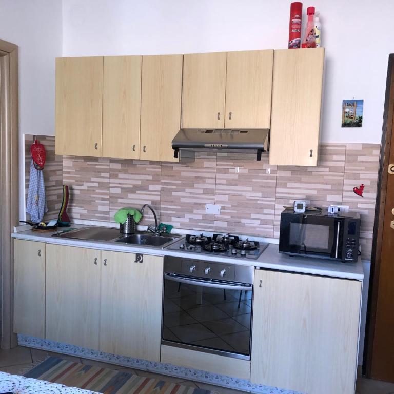 Bilocale con ampio terrazzo - Apartment mit 1 Schlafzimmer - 6