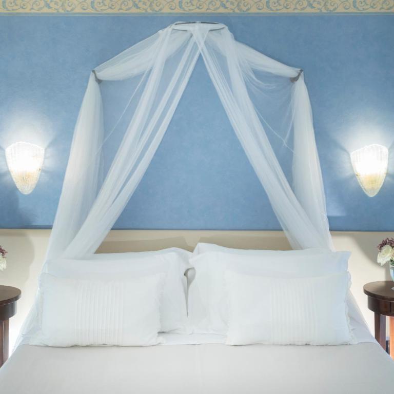 Hotel Apollo - Superior Triple Room with Sea View - 2