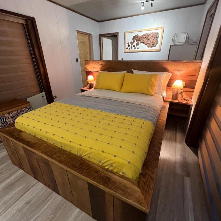 Aremko Aguas Calientes & SPA - Double Room with Private Bathroom - 2
