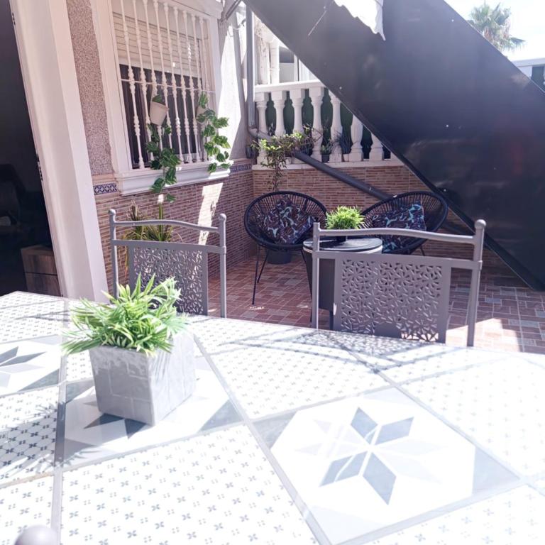 Casa ryli - Three-Bedroom House - 13