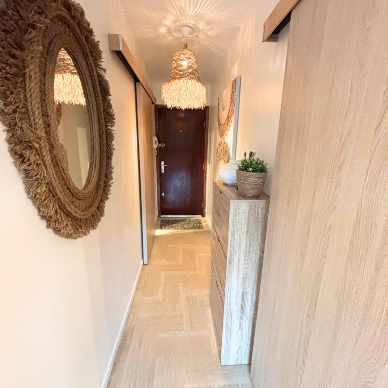 Studio cosy avec piscine Mandelieu La Napoule - Apartamento de 1 dormitorio - 16