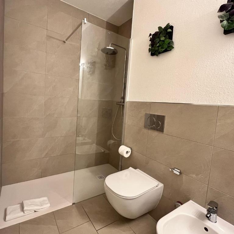 GuestHouse Lugano Center by LR - Appartamento con 2 Camere da Letto e Terrazza - 6