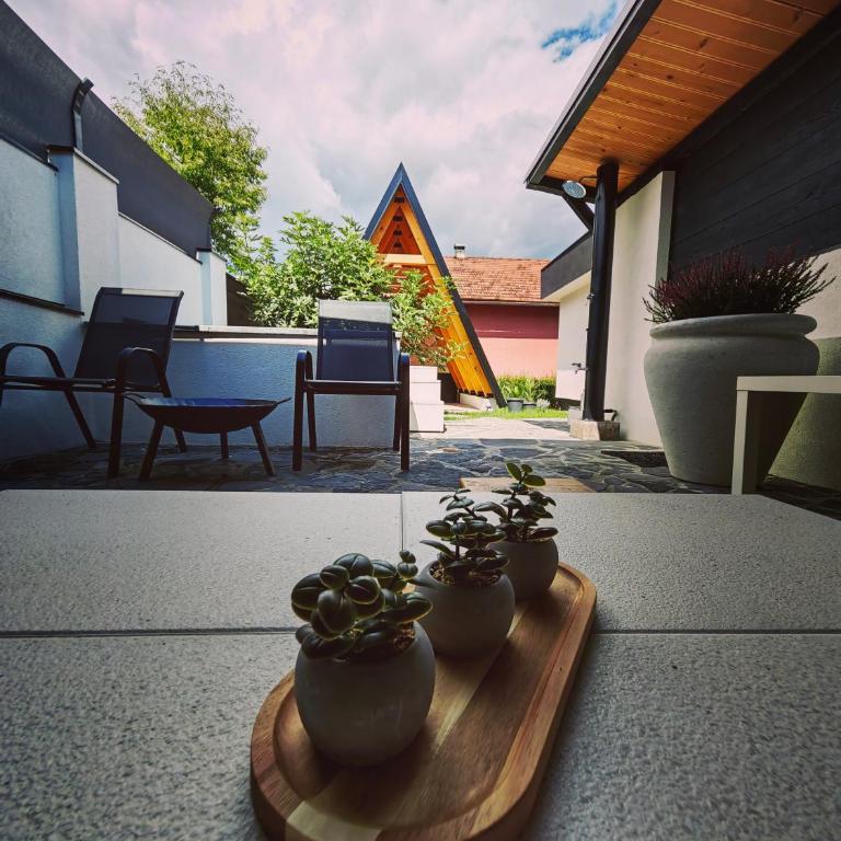 Garden Relax Bungalow "Deluxe Hotel Rooms, Pool, Parking" - Bungalov sa 1 Spavaćom Sobom - 33