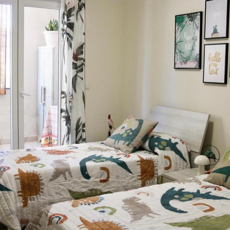 Casa Cristina - Three-Bedroom Apartment with Balcony - 40