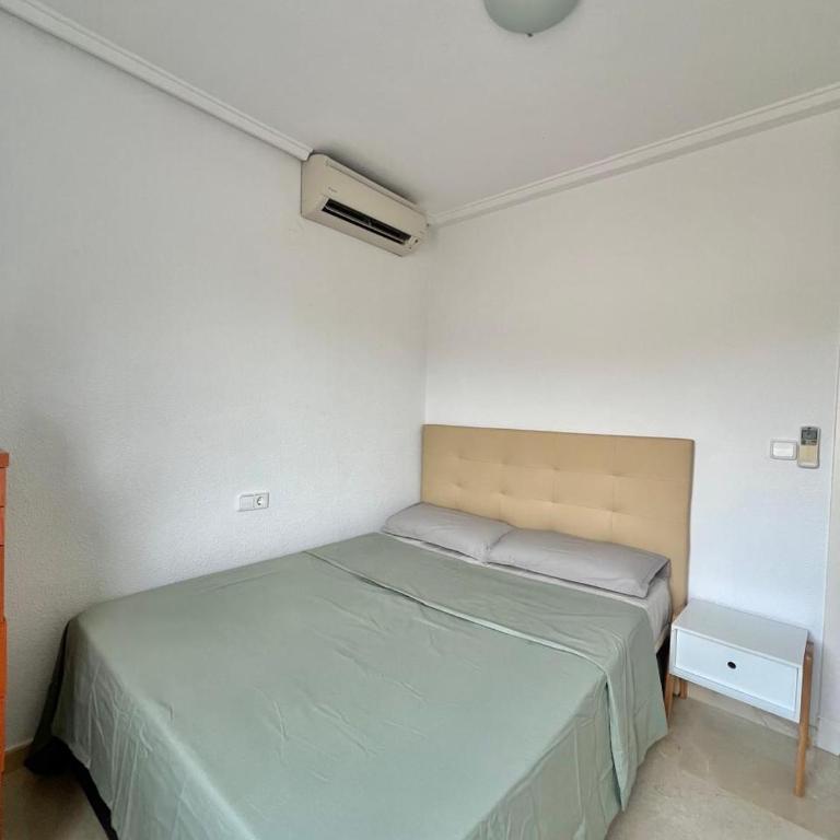 Roger's house frente al mar en Alicante - Three-Bedroom House - 21