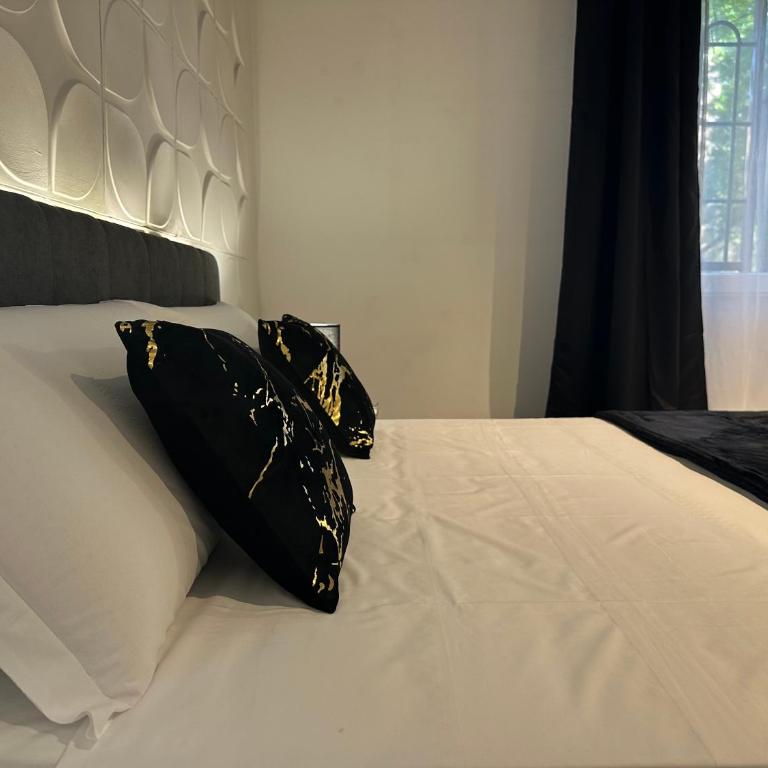 Algardi Prestige Apartment - One-Bedroom Apartment - 23