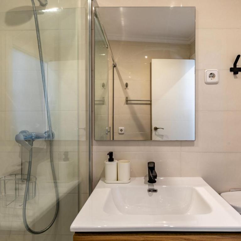 Townhouse near Plaza Castilla - Sahagún Apartment - Apartamento de 1 dormitorio - 9