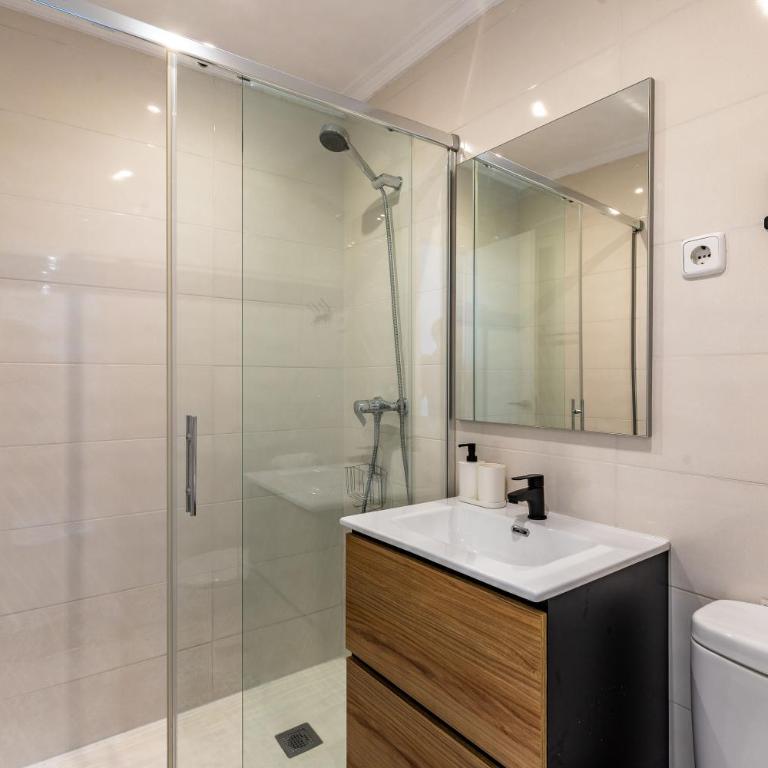 Townhouse near Plaza Castilla - Sahagún Apartment - Apartamento de 1 dormitorio - 8