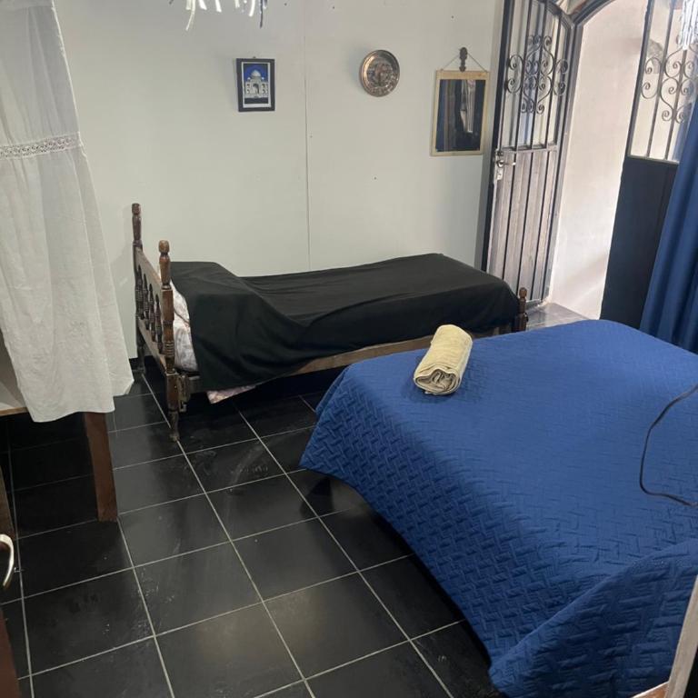 Pequeño depto, wifi, cochera, asador y cocina - Apartamento de 1 dormitorio - 2