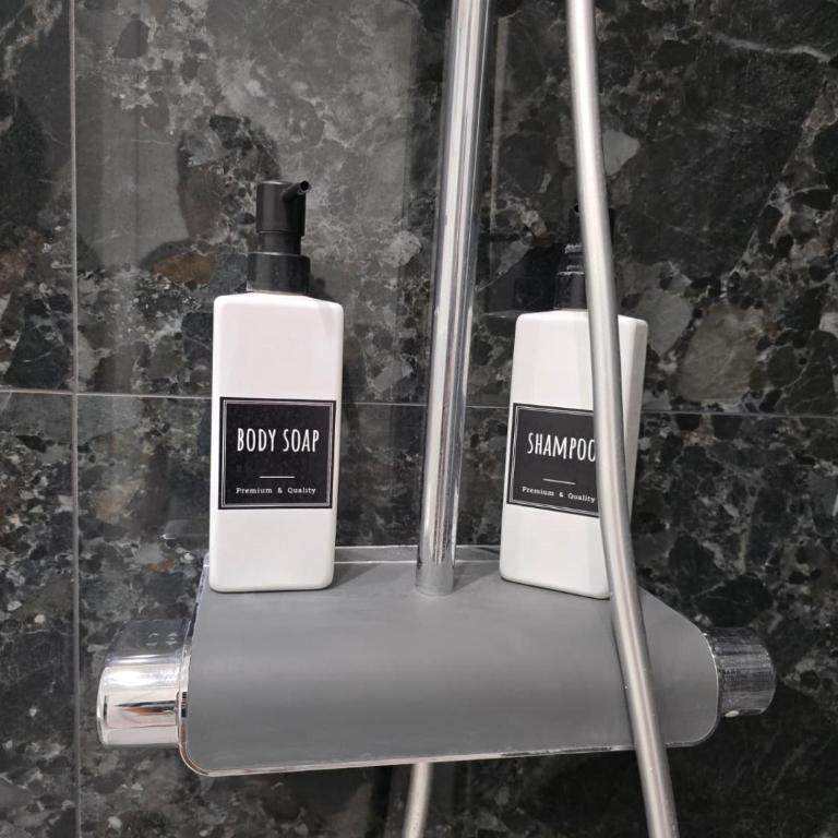 La Mantia Luxury Rooms - Camera Quadrupla con Bagno Privato - 9