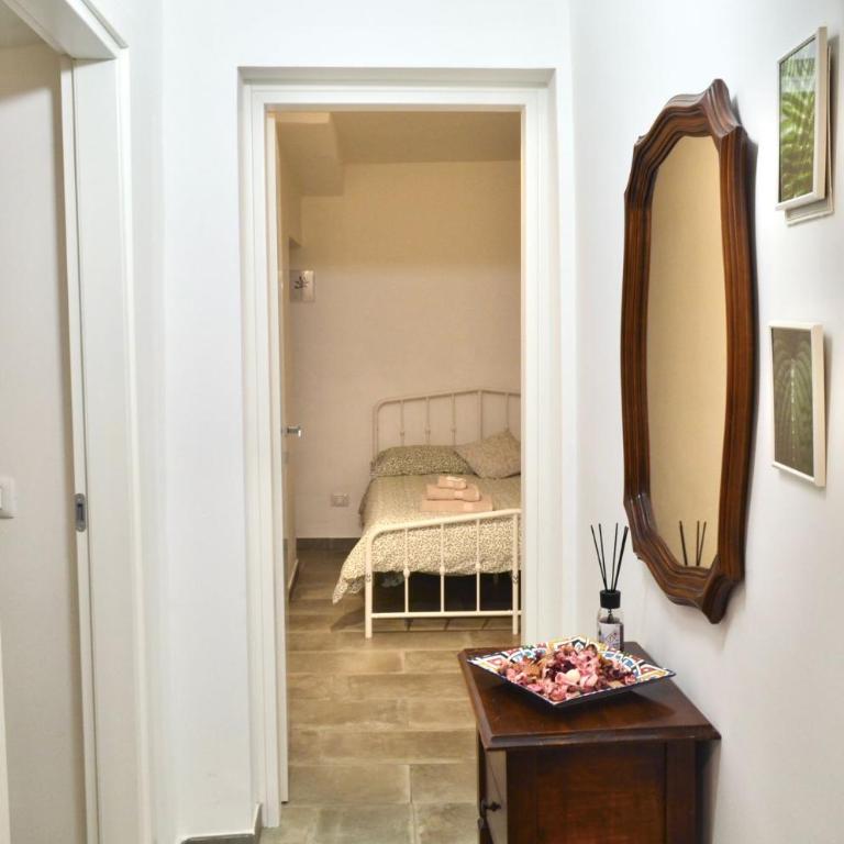 Caffaro Home - Appartamento con 2 Camere da Letto - 24