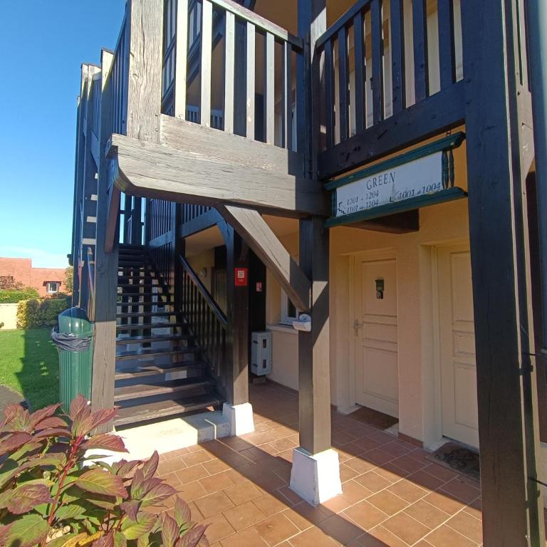 Lovely Apartment with Balcony - Golf course view - Free Parking and Heated Pool - Appartamento con 1 Camera da Letto e Balcone - 29