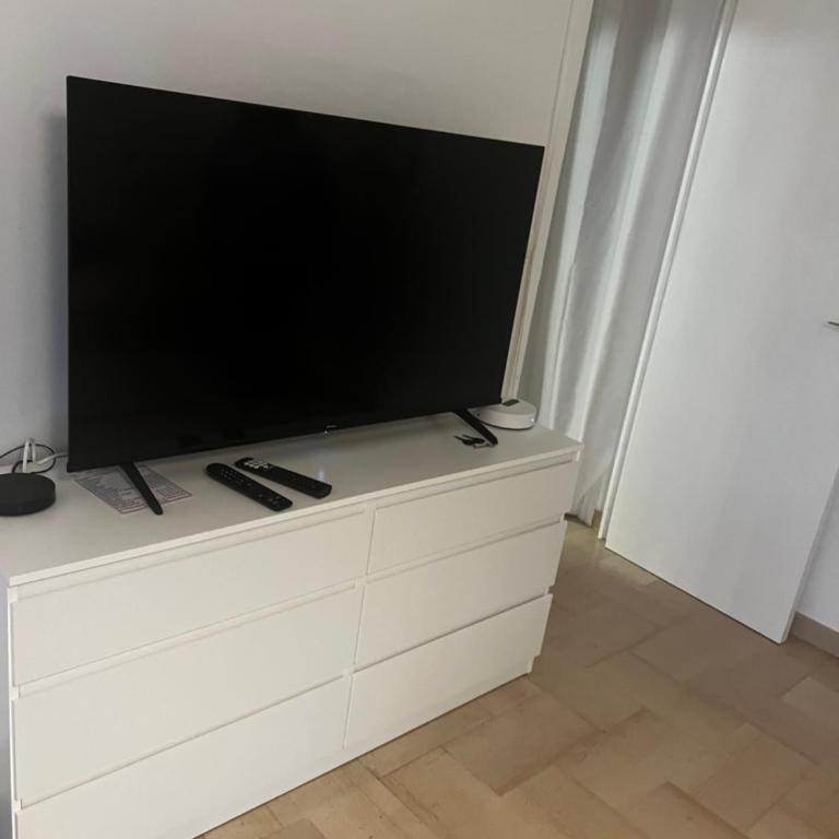 Quiet Seaside Apartment, 1 Min to Beach, Parking, Promenade de la Plage - Appartement 1 Chambre - 6