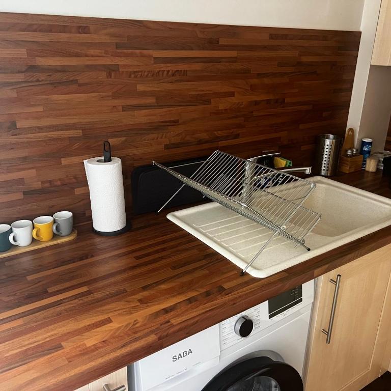 Quiet Seaside Apartment, 1 Min to Beach, Parking, Promenade de la Plage - Appartement 1 Chambre - 11
