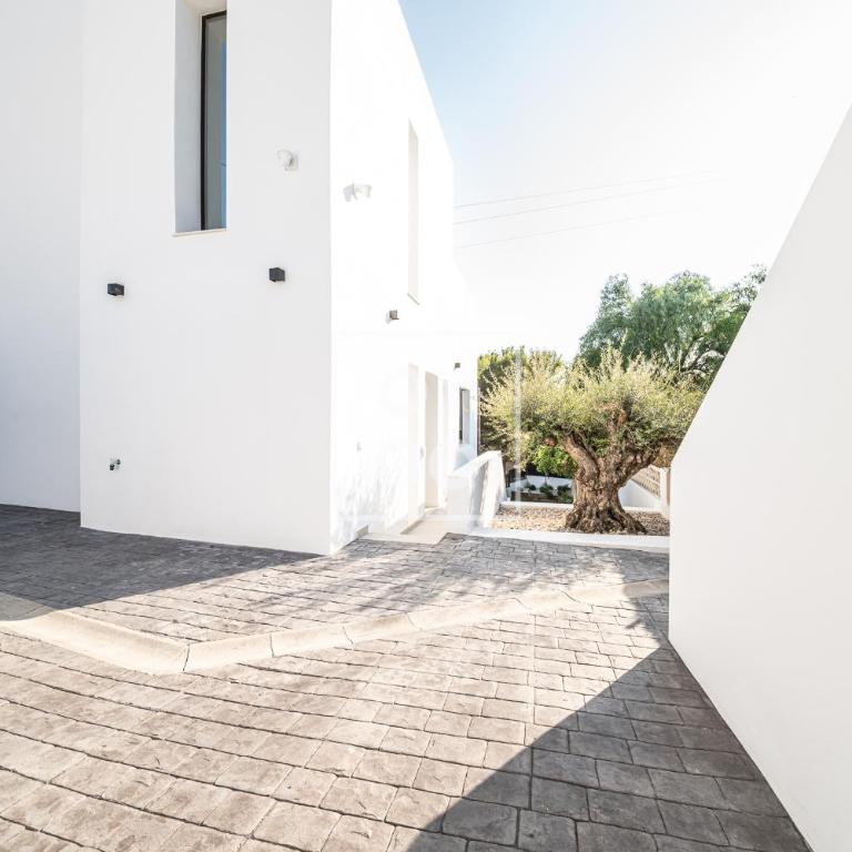 Villa Mar y Monte, saltwater pool, sea and mountain views, by OYOOSTAYS - Casa Vacacional de 3 dormitorios - 22
