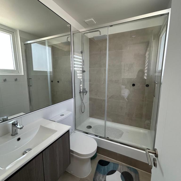 Casa elegante privada y moderna - Three-Bedroom House - 18