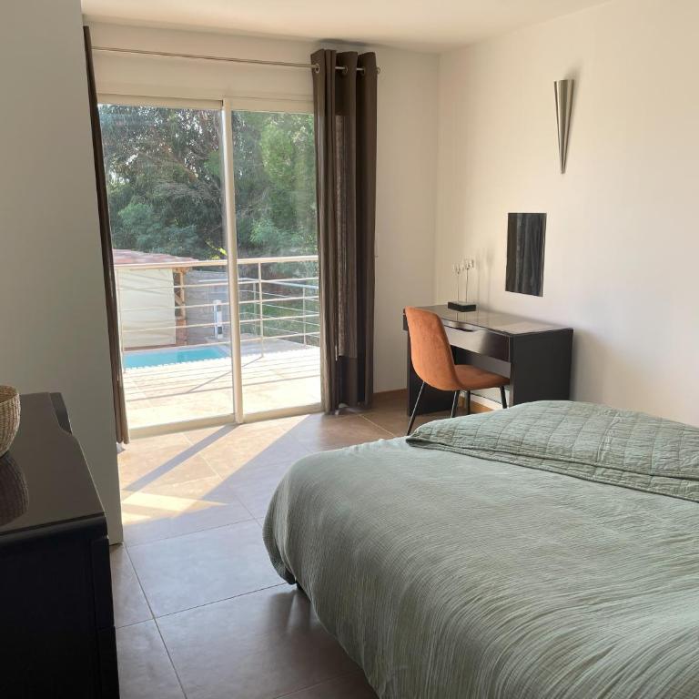 House with sea view, Route de Palombaggia - Villa de 3 dormitorios - 12