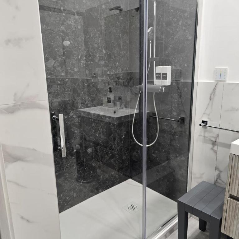 La Mantia Luxury Rooms - Camera Matrimoniale con Bagno Privato - 8