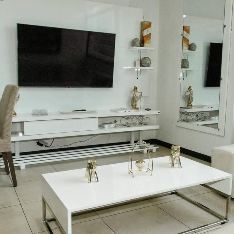 Torres Bellini - Puerto Santa Ana - Two-Bedroom Apartment - 11