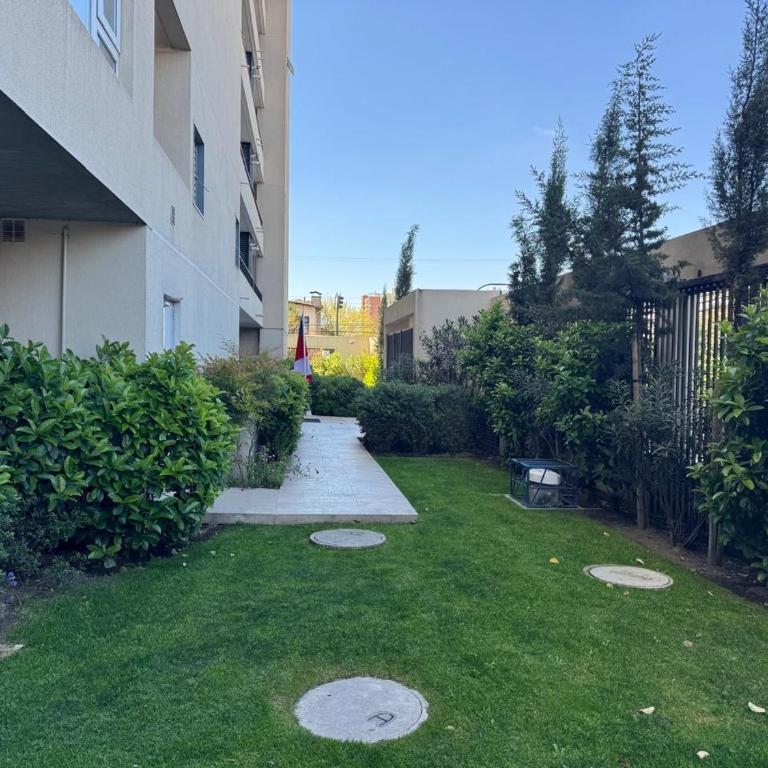Departamento 2 dormitorios a 2 cuadras de plaza de armas - Two-Bedroom Apartment - 1